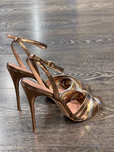 Carica l&#39;immagine nel visualizzatore di Gallery, VICENZA SANDALO LAMINATO  MULTICOLOR  (bronzo) TACCO 11 CM
