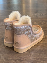 Carica l&#39;immagine nel visualizzatore di Gallery, WOZ TRONCHETTO CALDO GLITTER &quot;PELOSOTTO&quot;
