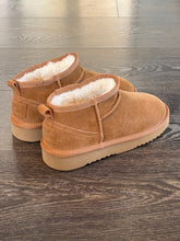 Carica l&#39;immagine nel visualizzatore di Gallery, WOZ LE JADE TRONCHETTO IN CROSTA CUOIO &quot;PELOSOTTO&quot;
