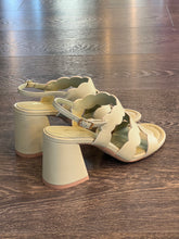 Carica l&#39;immagine nel visualizzatore di Gallery, BRUNO PREMI SANDALO  LASER KAKI  TC 7,5CM
