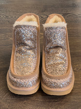 Carica l&#39;immagine nel visualizzatore di Gallery, WOZ TRONCHETTO CALDO GLITTER &quot;PELOSOTTO&quot;
