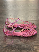 Carica l&#39;immagine nel visualizzatore di Gallery, MISS UNIQUE SANDALO RAGNO PELLE LAMINATA ROSA CON BORCHIETTE
