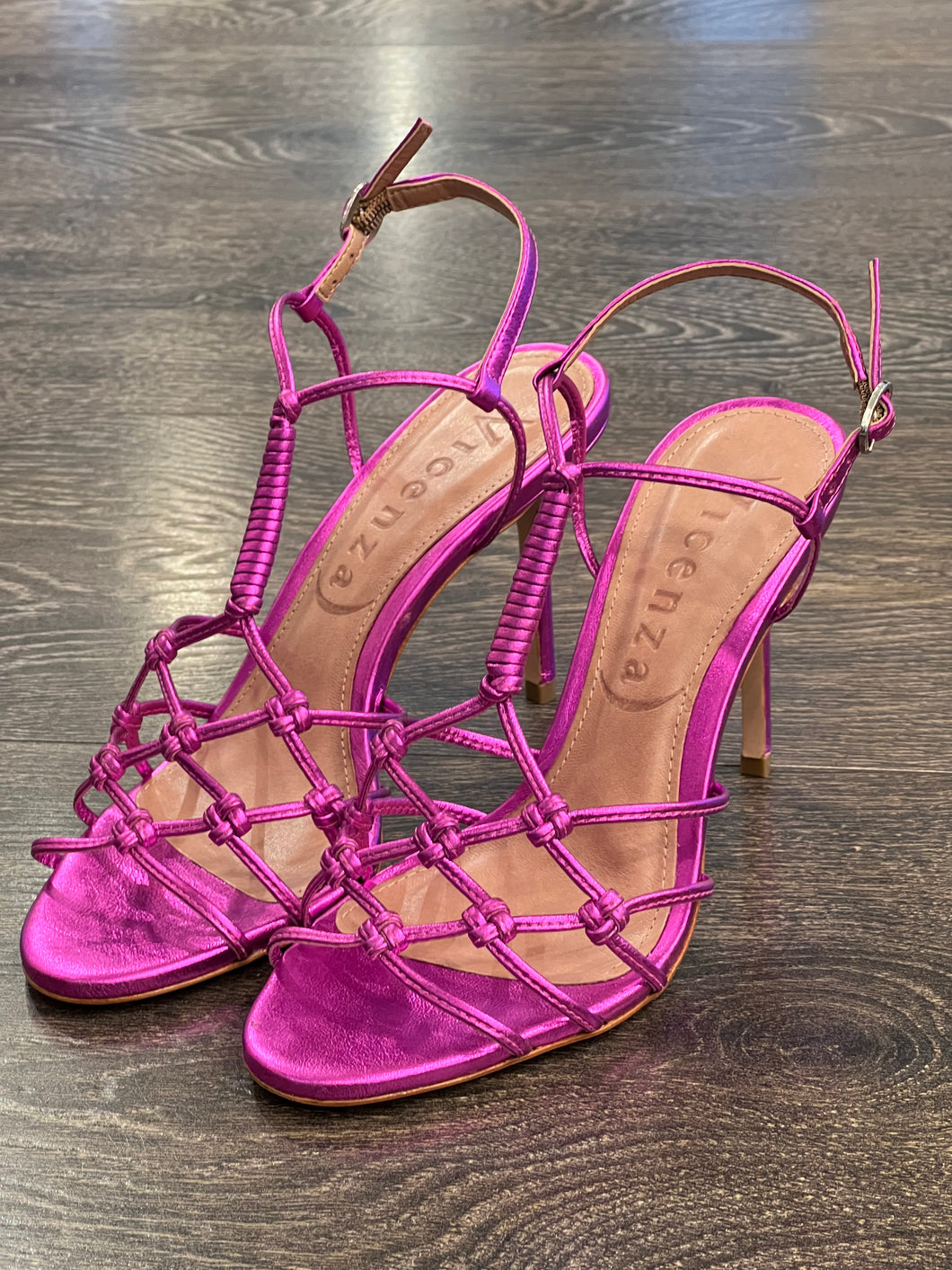 VICENZA SANDALO NODI TACCO 8 CM LAMINATO FUXIA