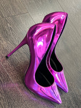 Carica l&#39;immagine nel visualizzatore di Gallery, CARRANO DECOLLETE TACCO 10,5CM SPECCHIO FUXIA
