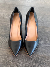 Carica l&#39;immagine nel visualizzatore di Gallery, CARRANO DECOLLETE IN PELLE NERA TACCO 10,5CM  IN ACCIAIO
