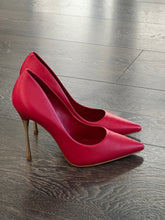 Carica l&#39;immagine nel visualizzatore di Gallery, CARRANO DECOLLETE IN PELLE ROSSA TACCO 10,5CM  IN ACCIAIO
